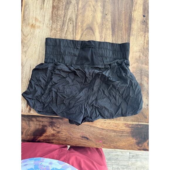 Free People FP Movement Black The Way Home Nylon Lined High Waist Shorts Size L - Picture 3 of 3